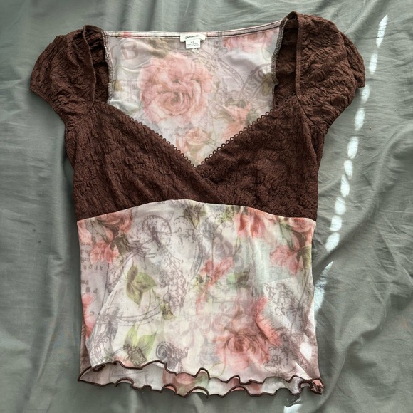 Urban Outfitters Lace Mesh Top - Picture 1 of 3